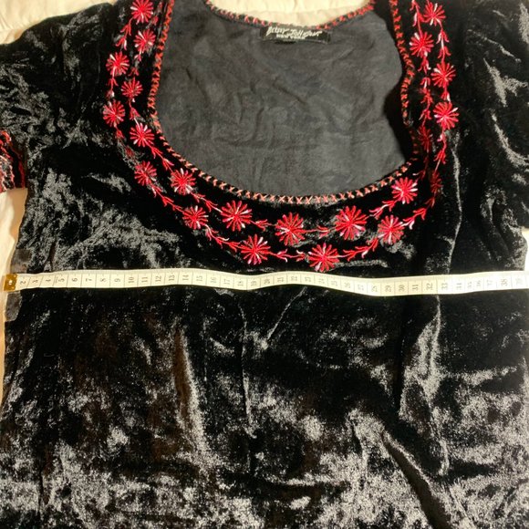Betsey Johnson 4 black & red - Picture 9 of 11